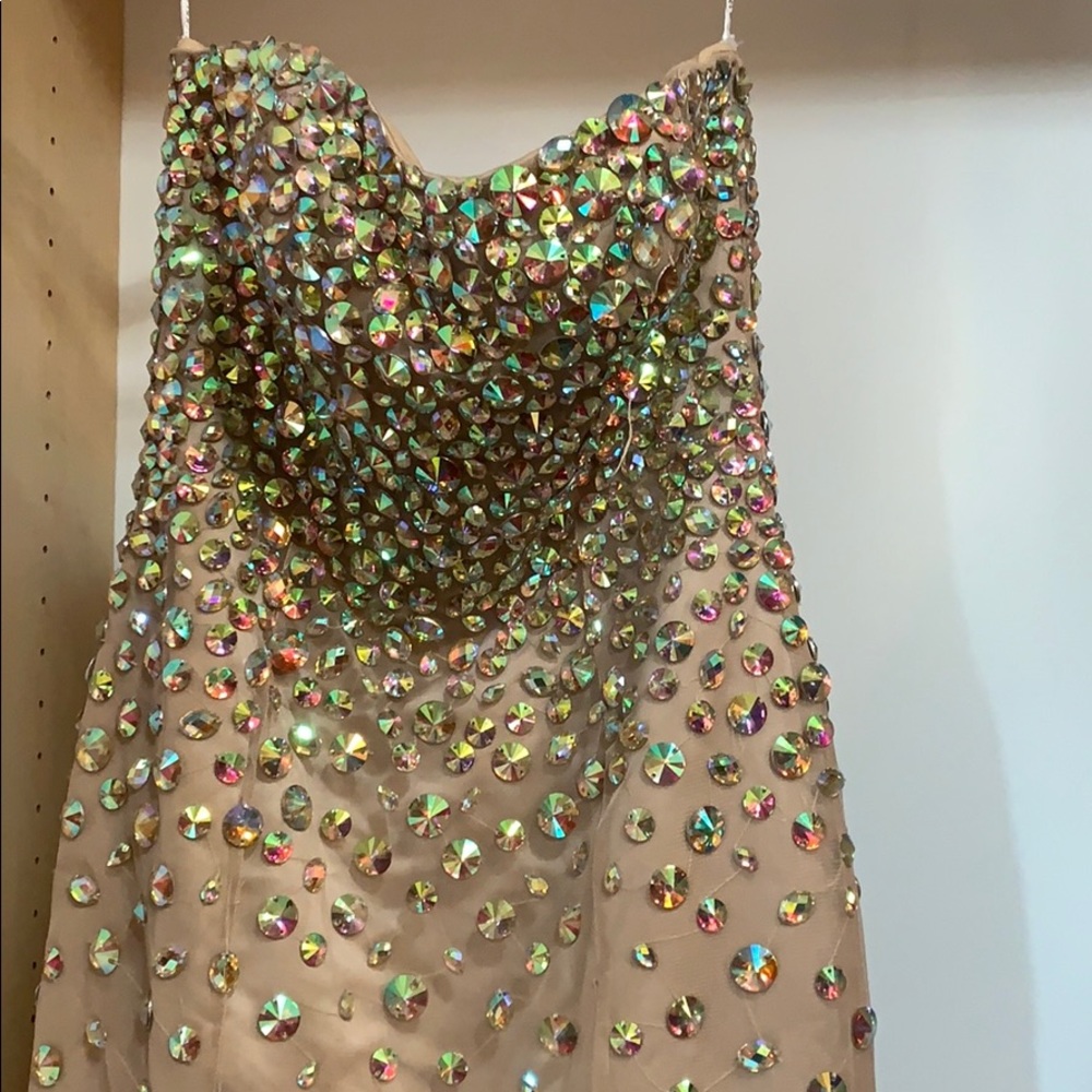 Evening or prom  formal dress - Picture 2 of 4